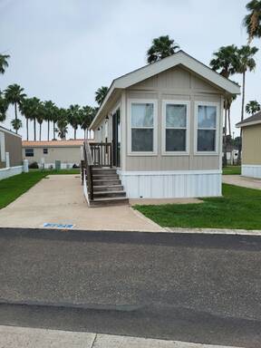 mobile home thumb