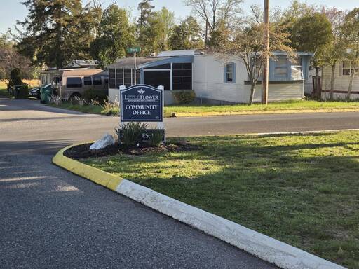 mobile home thumb