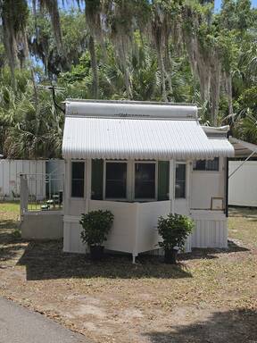 mobile home thumb
