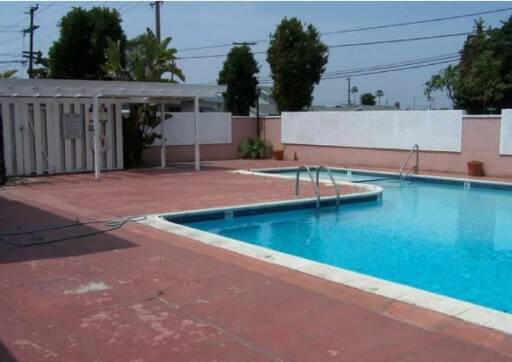 community home thumb