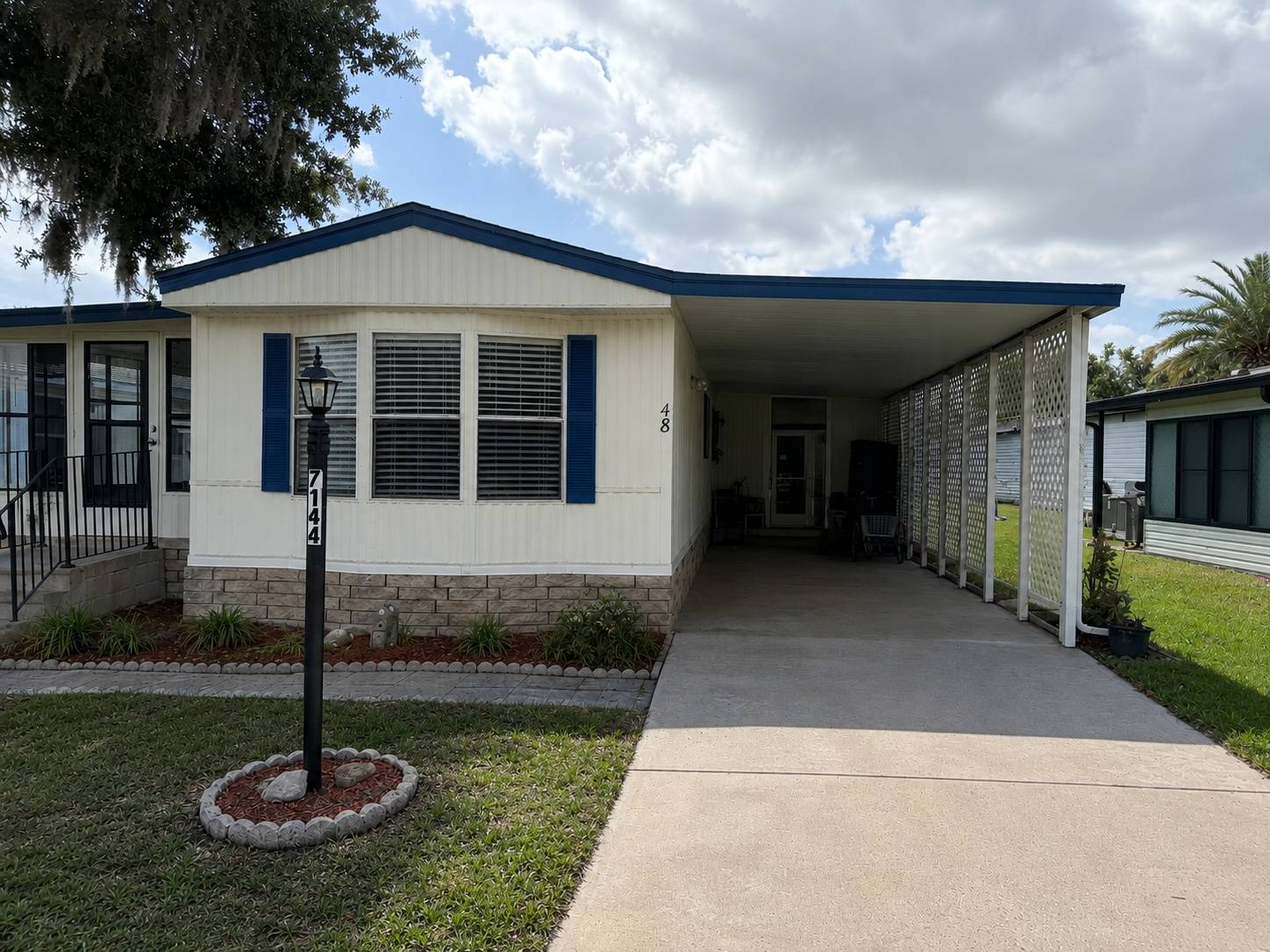 Leesburg, FL