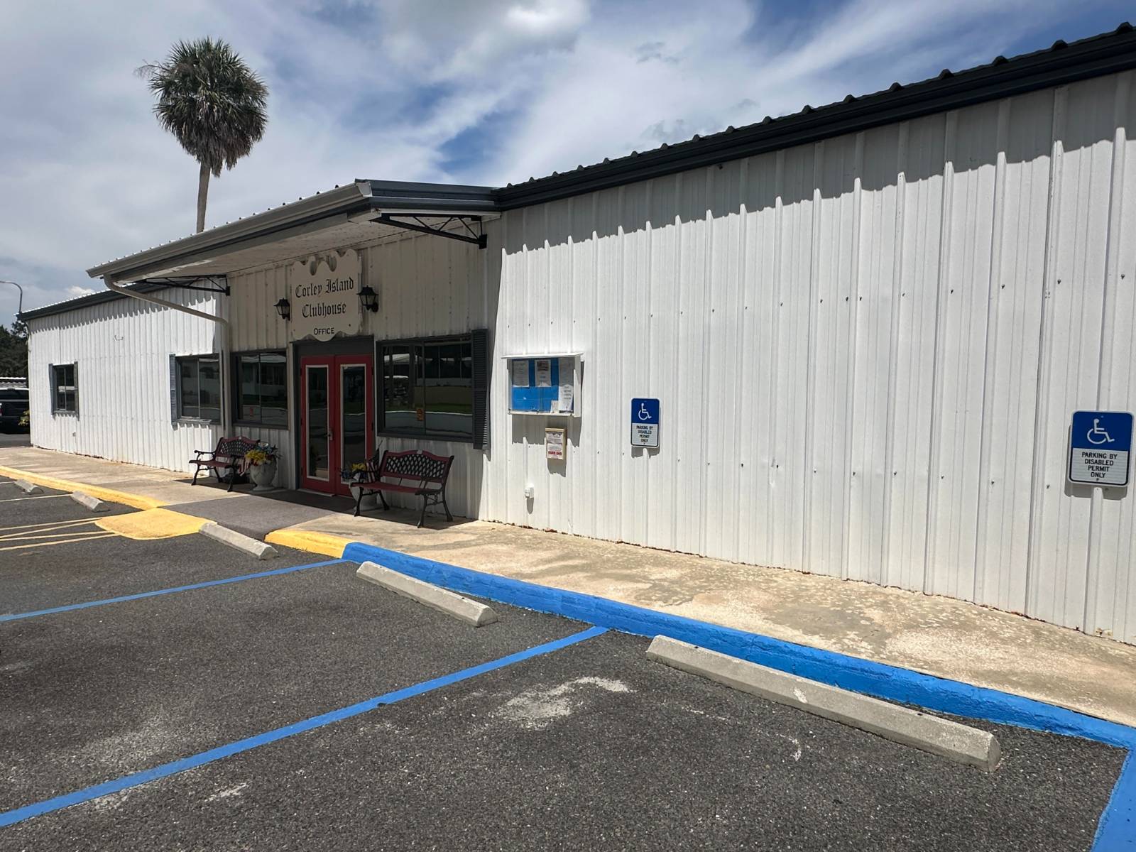 Leesburg, FL