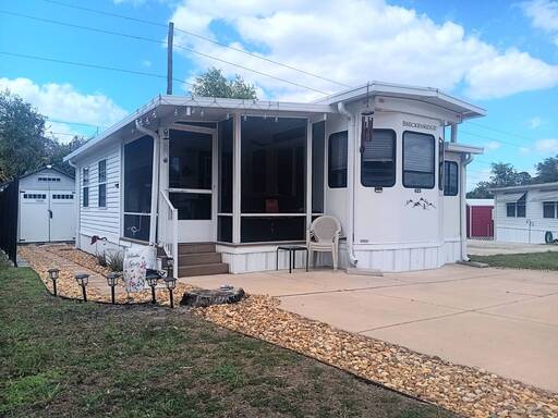 mobile home thumb