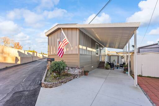 mobile home thumb
