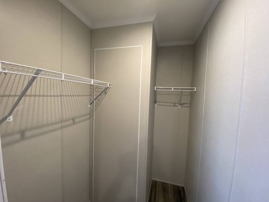 For Sale 117 South Lafayette, Lot 117, Warren, MI 48091 Single Wide