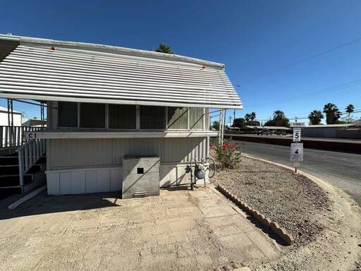 mobile home thumb