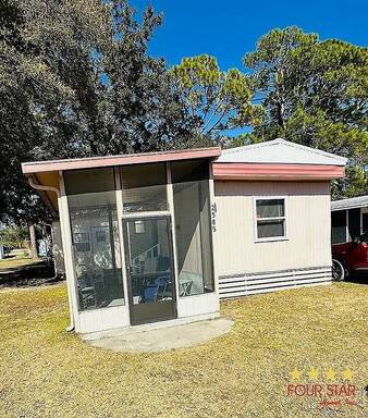 mobile home thumb