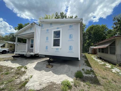 mobile home thumb