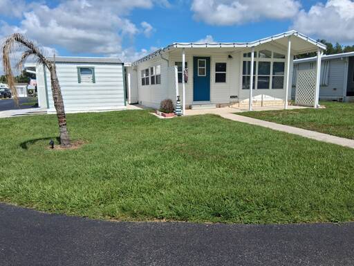 mobile home thumb