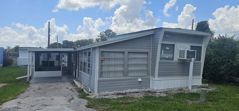 Leesburg, FL