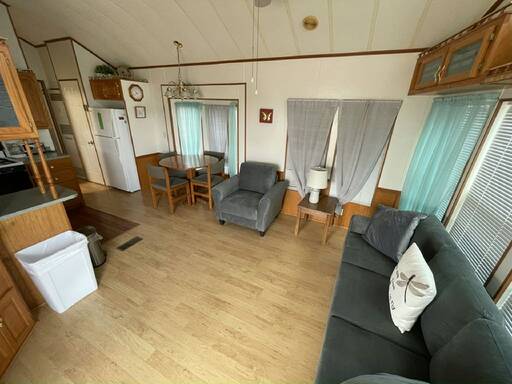 mobile home thumb