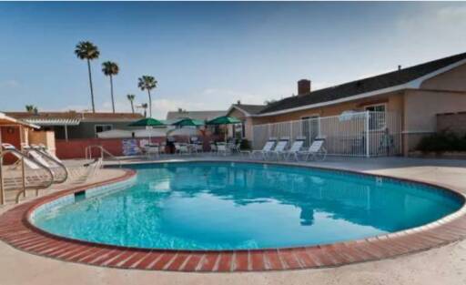 community home thumb