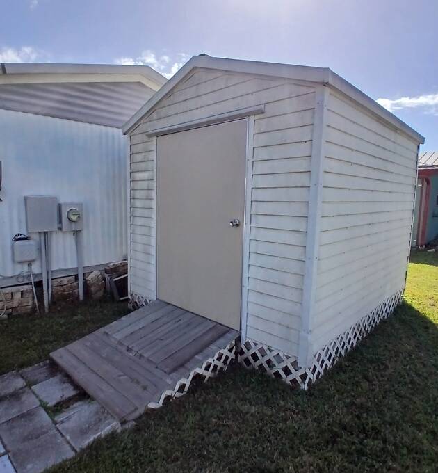 For Sale 228 Poppy, Fruitland Park, FL 34731 Double Wide