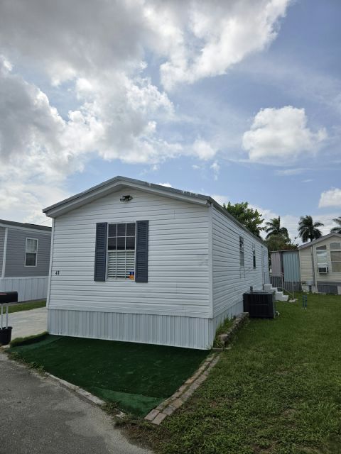 Miami, FL