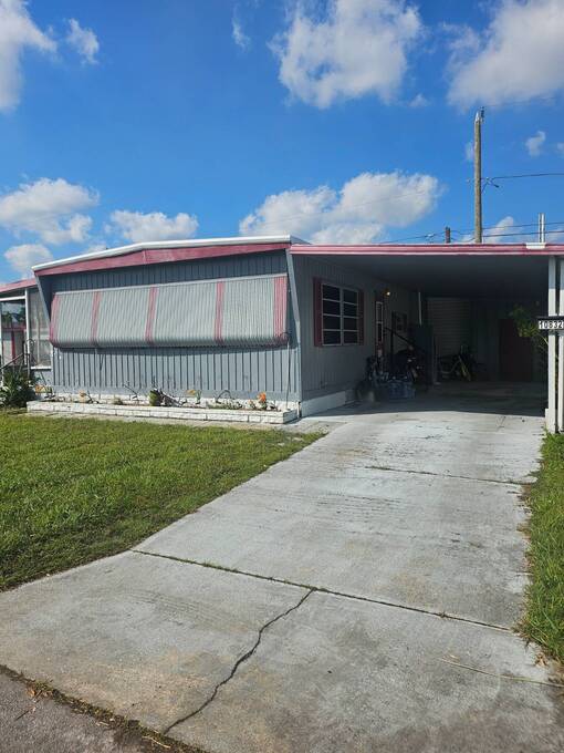 For Sale 10832 1St Way North, St petersburg, FL 33716 Double Wide