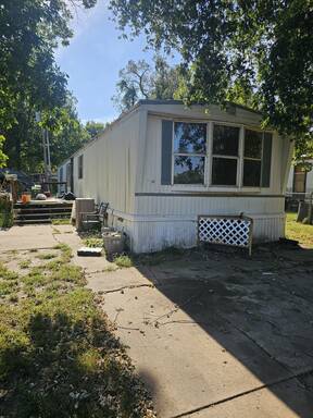 mobile home thumb
