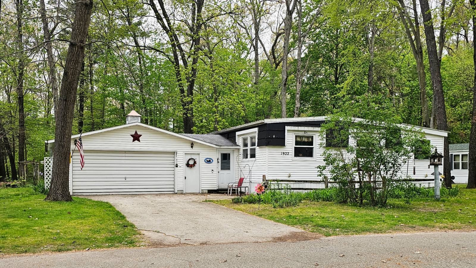 Allegan, MI