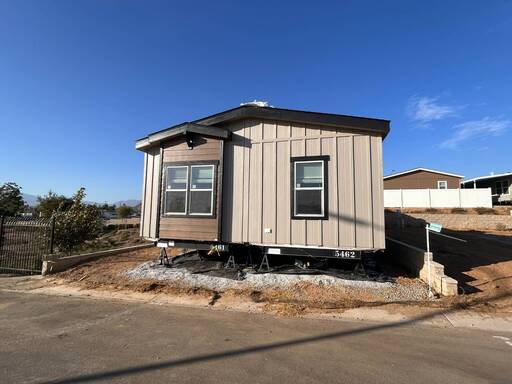 mobile home thumb