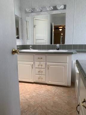 mobile home thumb