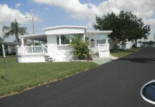 mobile home thumb