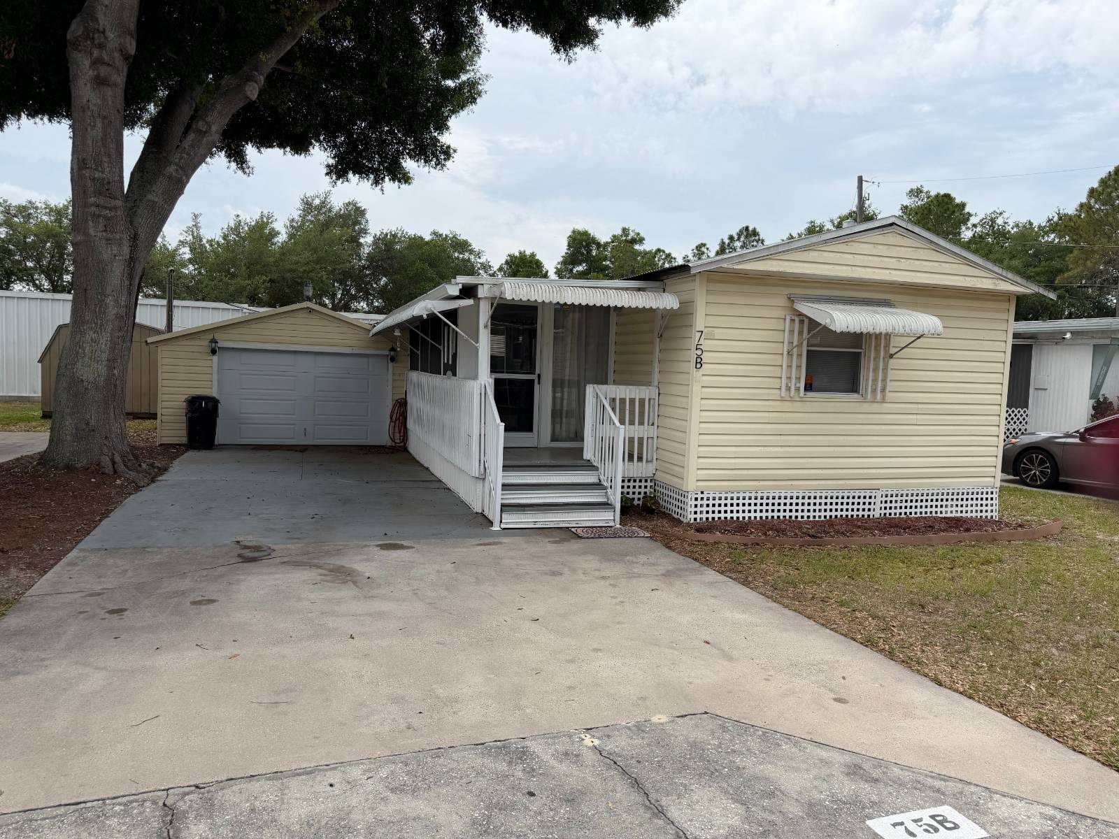 Thonotosassa, FL