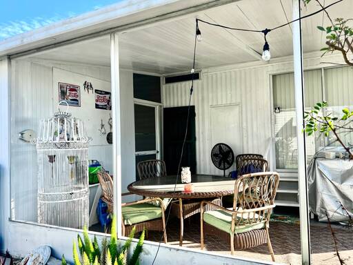 mobile home thumb