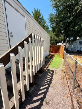 mobile home thumb