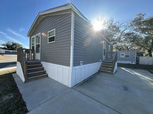 mobile home thumb