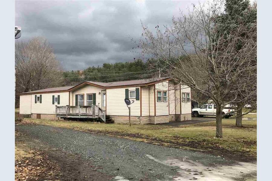 Triangle Court | 34 Triangle Court, Brandon, VT 05733 | MHBO.com