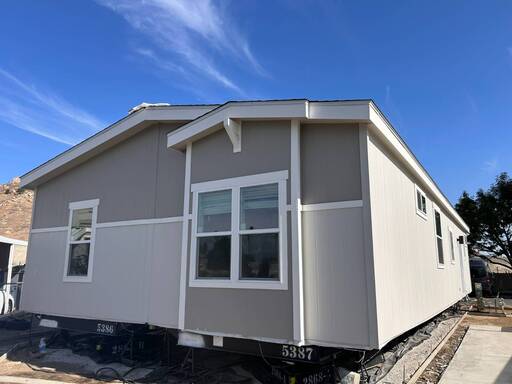 mobile home thumb