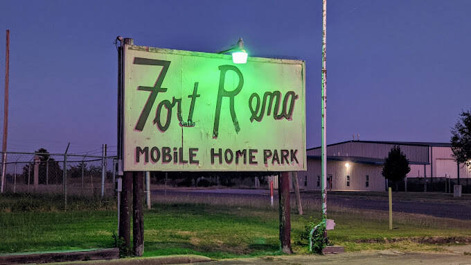 Ft. Reno Mobile Home Park | 121 Fort Reno Dr, El Reno, OK 73036 | MHBO.com