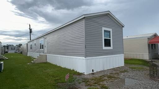 mobile home thumb