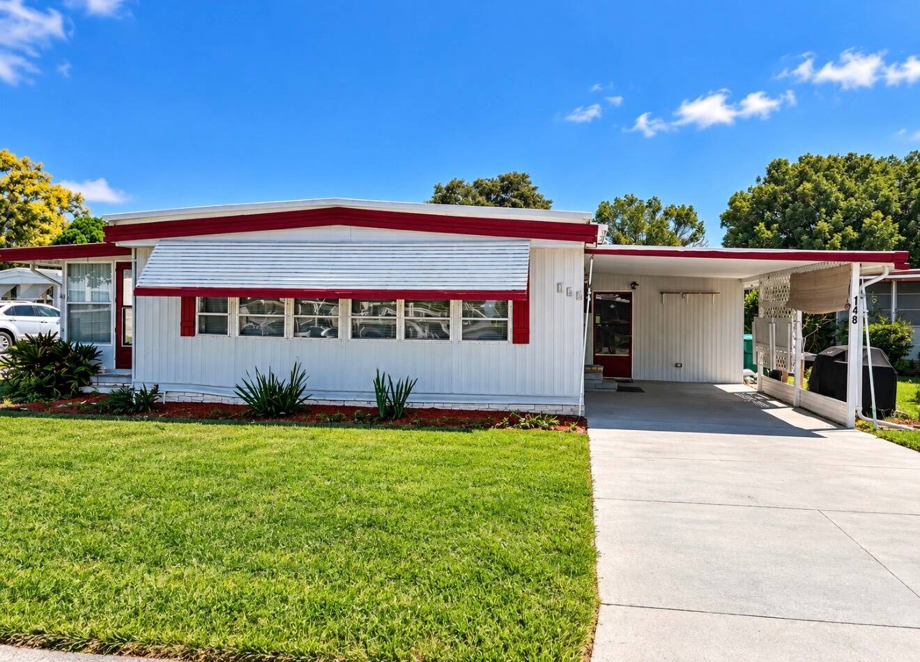 Leesburg, FL