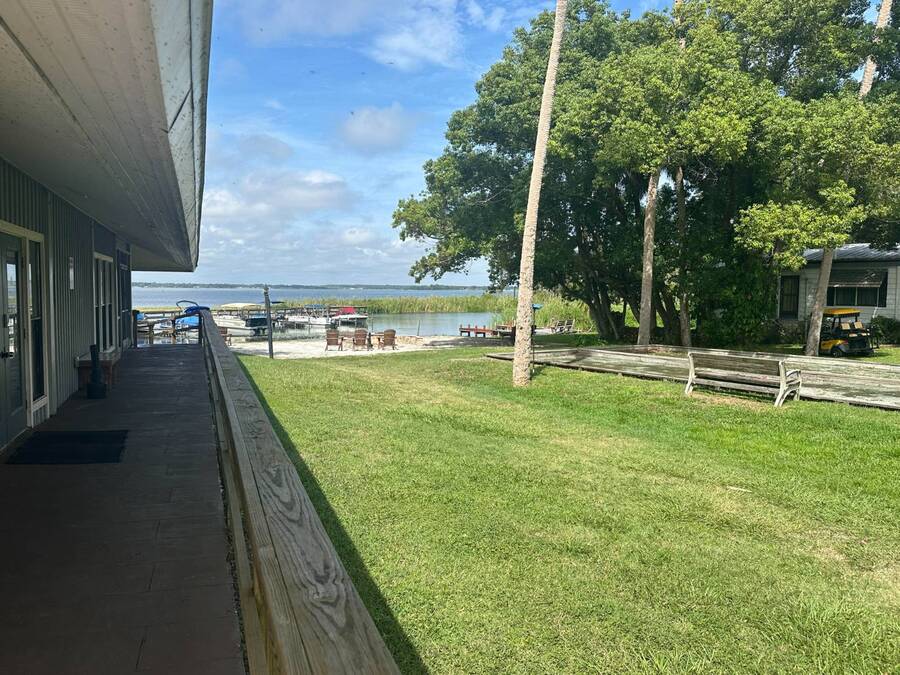 For Sale 2299 Lakeside Drive, Leesburg, FL 34788 Double Wide