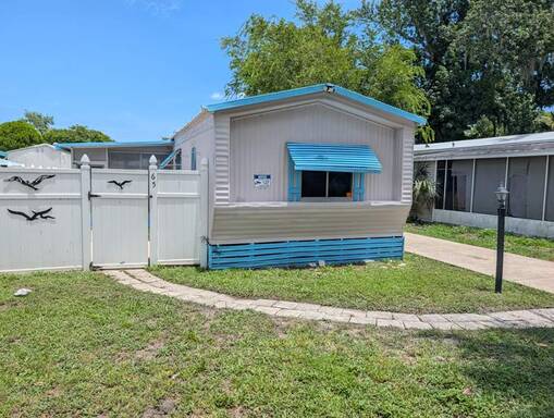 mobile home thumb