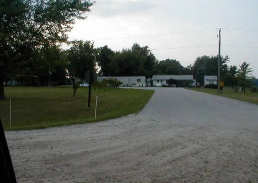 Sunrise Mobile Home Park 5690 Harris Road, Jeddo, MI 48032
