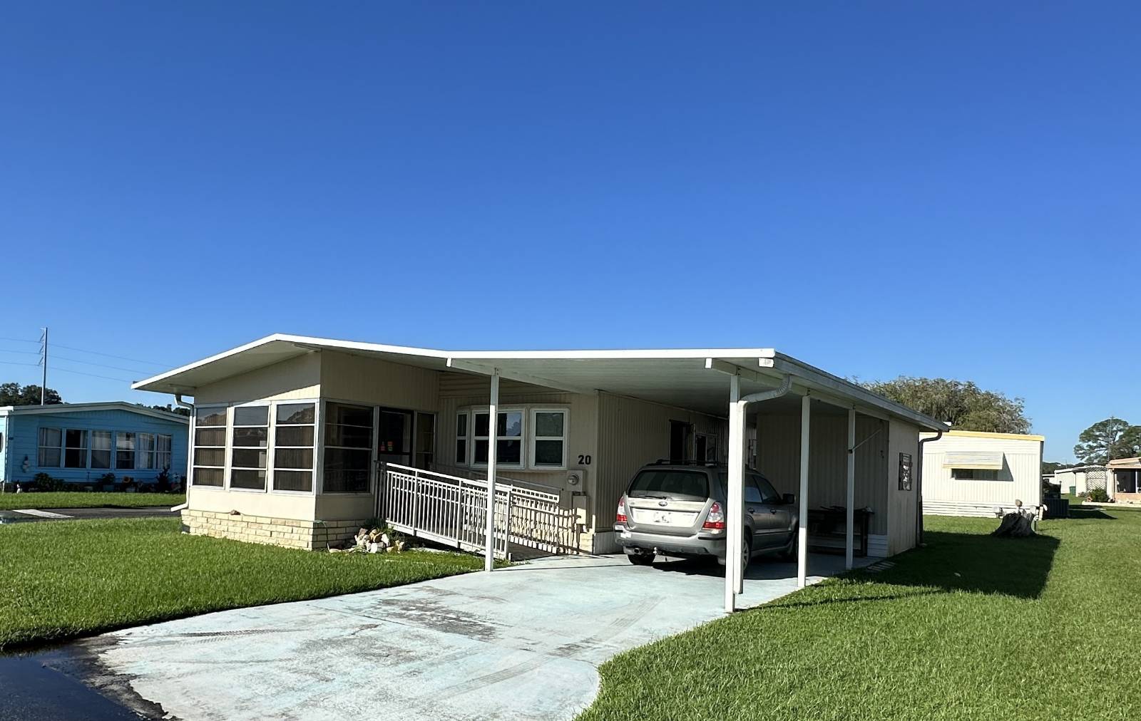 Eustis, FL