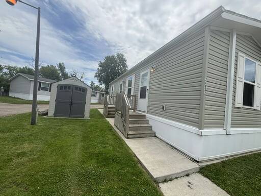 mobile home thumb