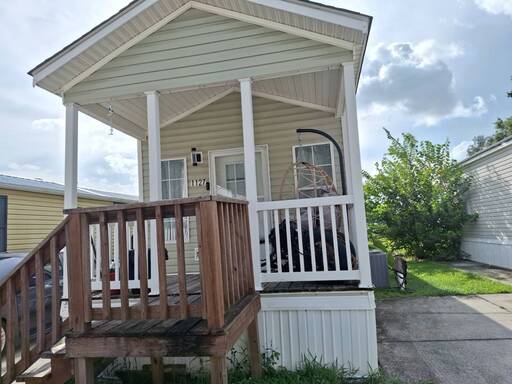 mobile home thumb