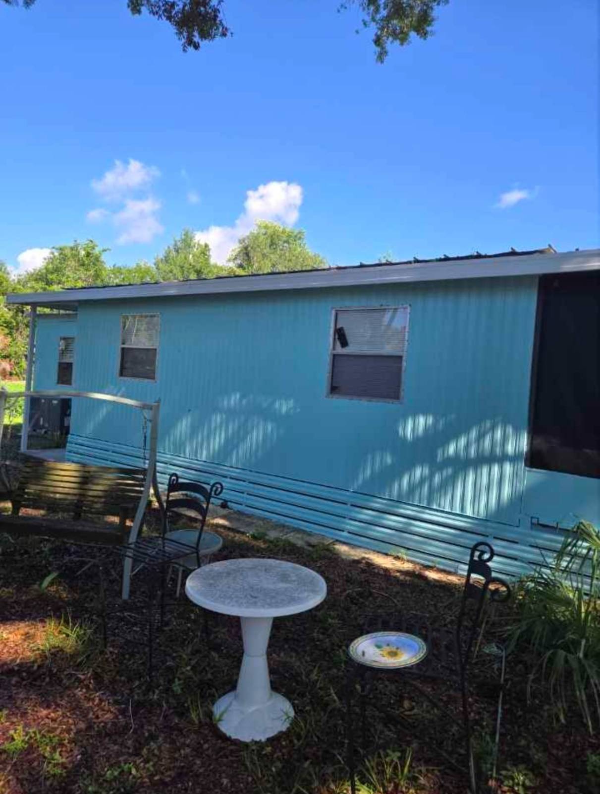 Tavares, FL