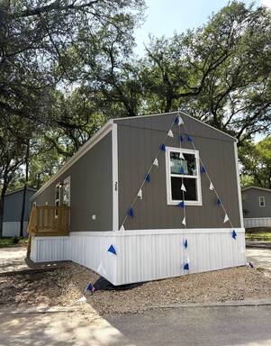 mobile home thumb