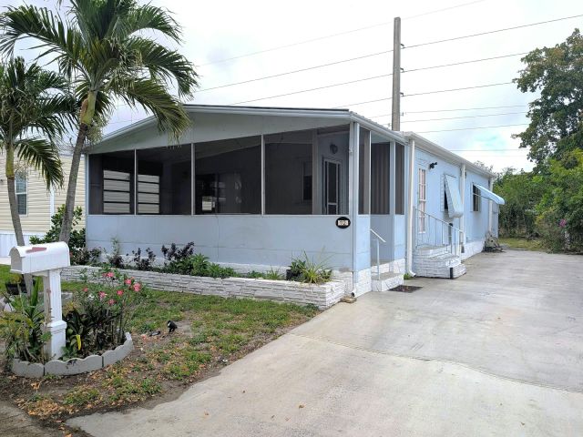 Deerfield Beach, FL