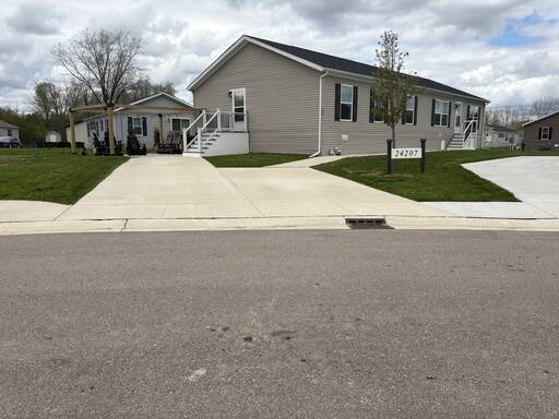mobile home thumb