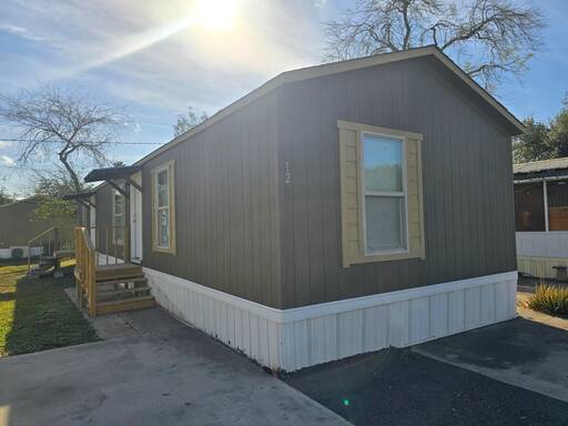 mobile home thumb