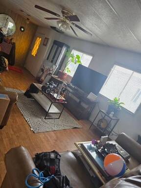 mobile home thumb