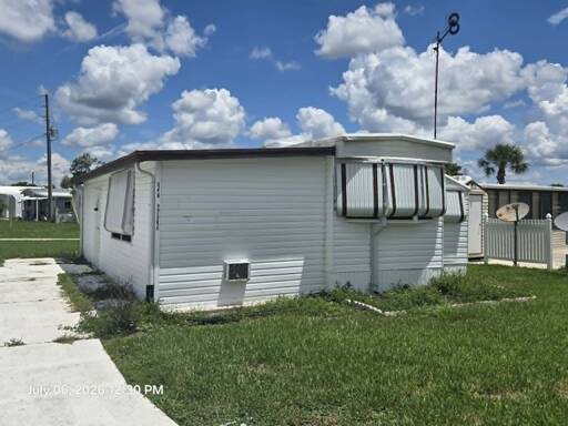 mobile home thumb