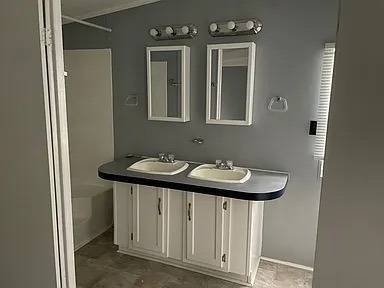 mobile home thumb
