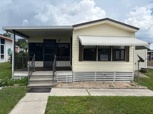 mobile home thumb