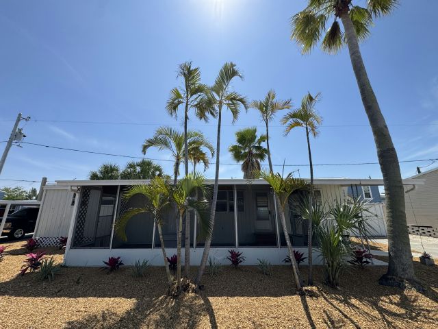 South Pasadena, FL