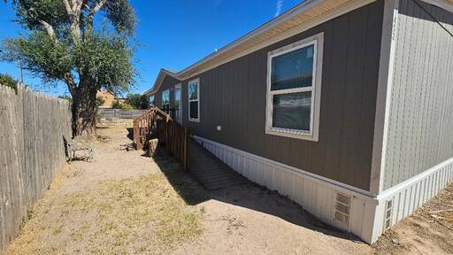 mobile home thumb